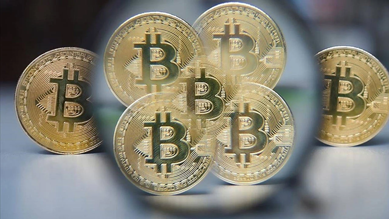 Bitcoin'de yüzde 10'a yakın düşüş